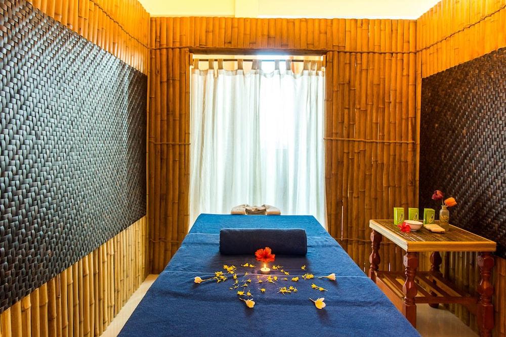 Reveries Maldives Gan  Exterior foto