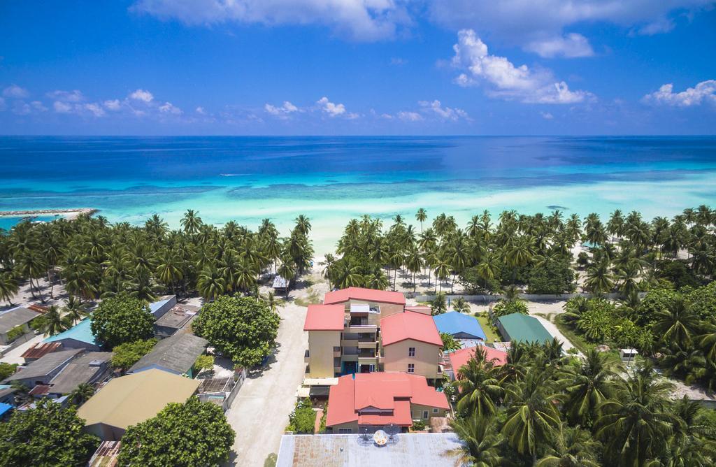 Reveries Maldives Gan  Exterior foto